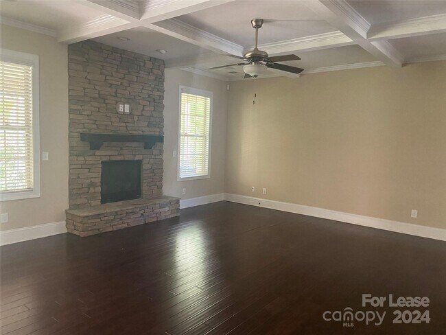 Building Photo - 13021 Pumpkin Way Dr