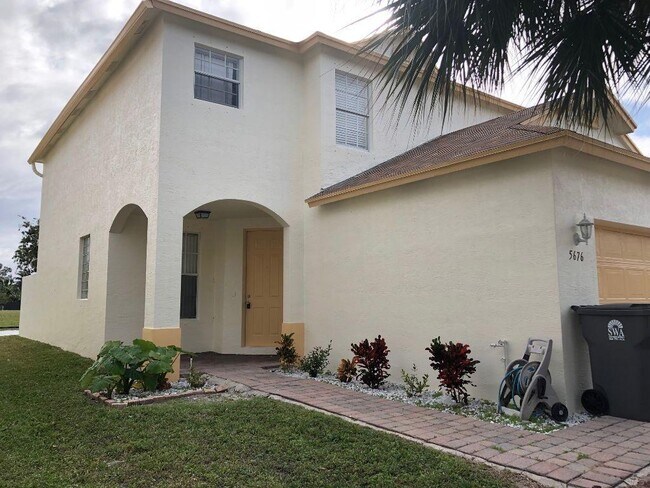 Building Photo - 5676 Azalea Cir