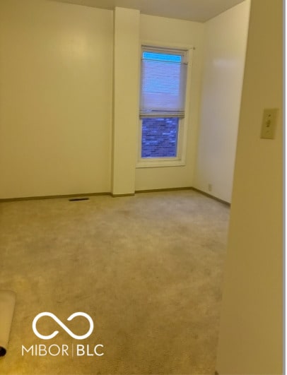 Foto del edificio - 290 Hurricane St