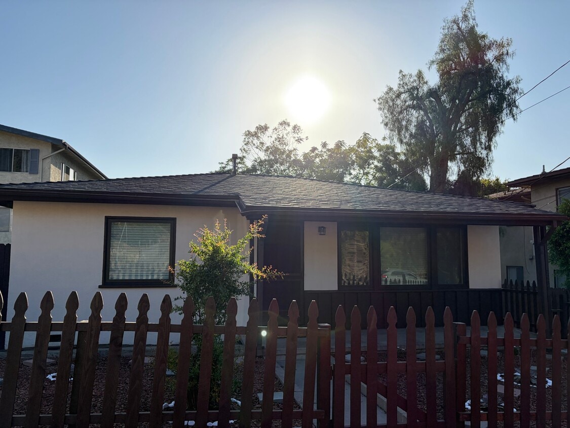 Photo - 2297 Glendale Blvd (Los Angeles, CA)