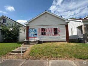 Building Photo - 718 Reis Ave