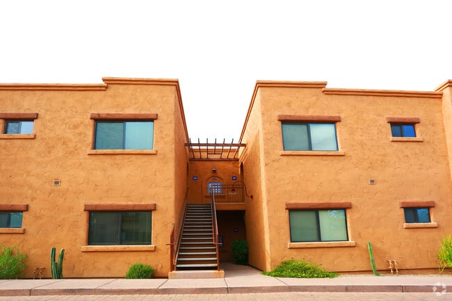 Tanque Verde Valley Apartments Tucson Az Tucson Apartments On The Tanque Verde Creek Valley