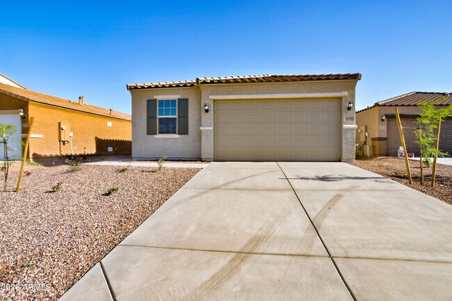 Building Photo - 12340 W Kaler Dr