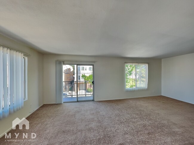 Building Photo - 240 Athol Ave