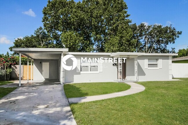 Foto del edificio - 3 Bedroom Pet-Friendly Home in ORLANDO, FL with Main Street Renewal