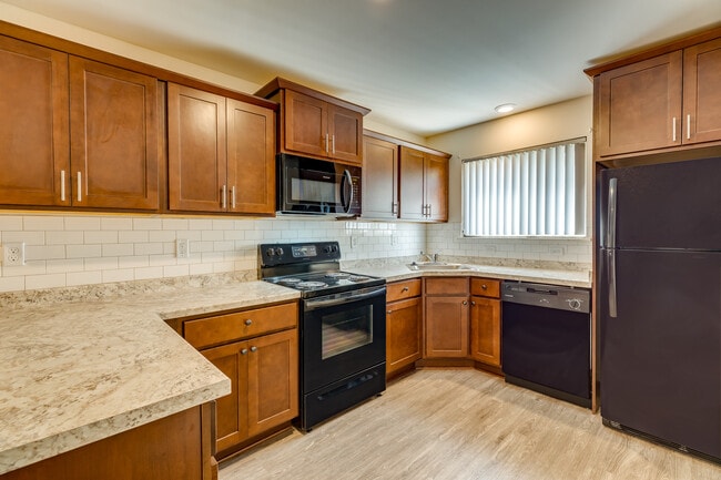 Photo - Capitol Villa Apartments