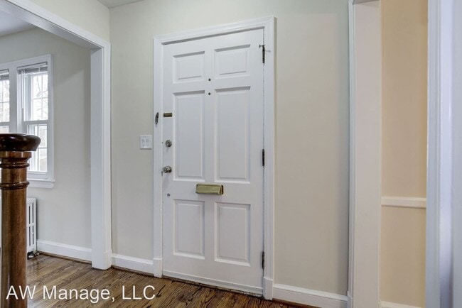 Building Photo - 3 br, 1.5 bath House - 4924 Westway Drive
