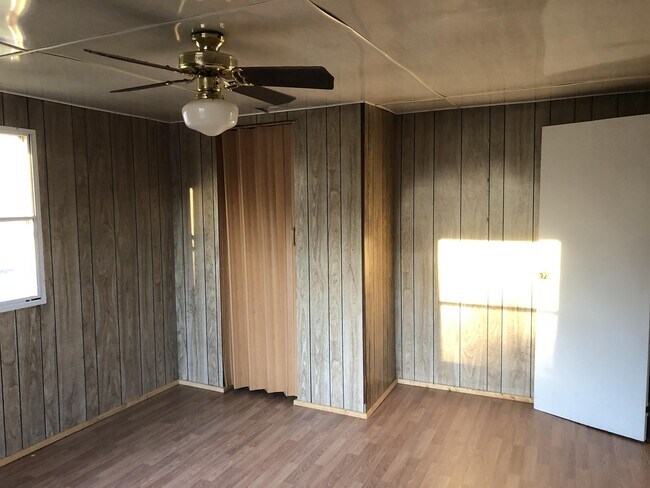Foto del edificio - 459 Onteora Blvd