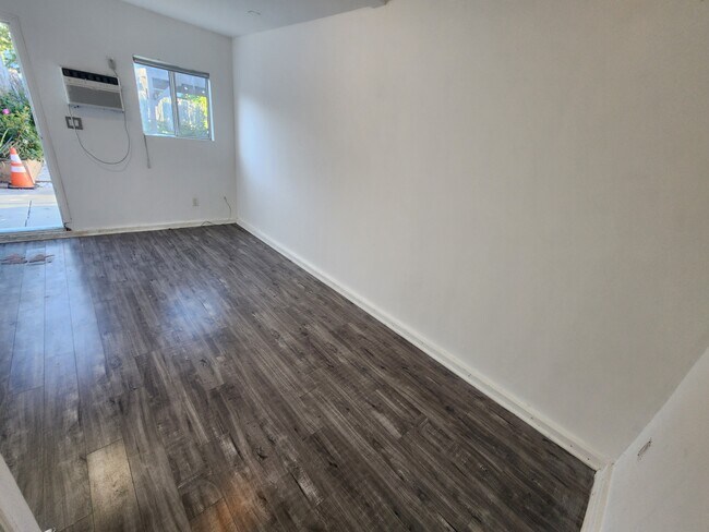 Building Photo - 7725 Ferncola Ave
