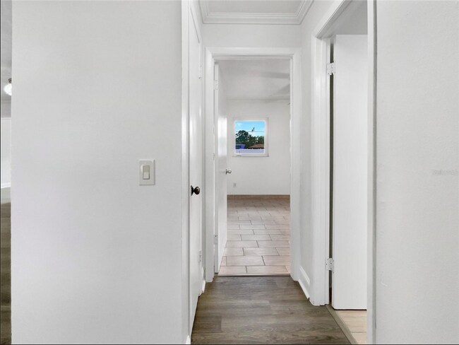 Foto del edificio - 23337 Olean Blvd