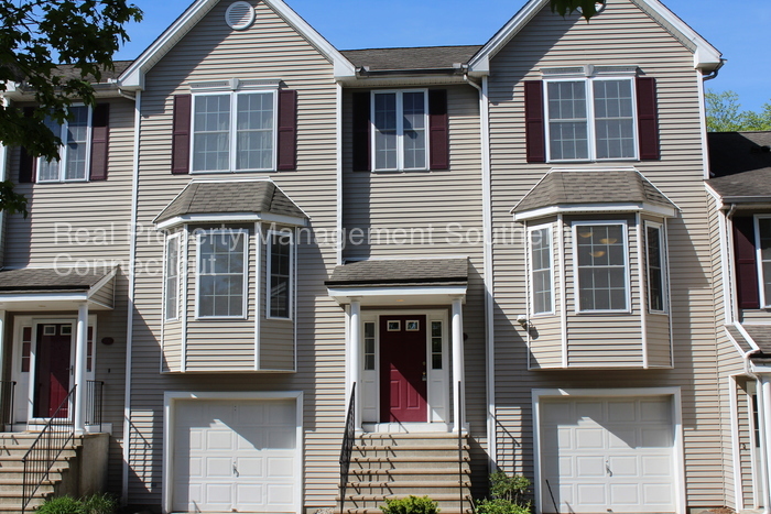 Primary Photo - 157 Leeder Hill Dr