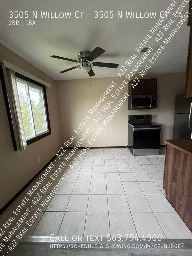 3505 N Willow Ct Unit 4, Bettendorf, IA 52722 Room for Rent in