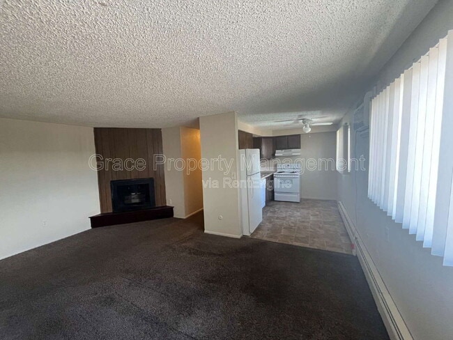 Building Photo - 7091 Hooker St