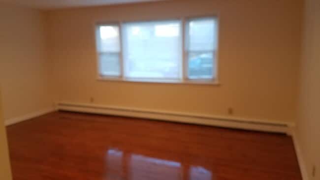 Building Photo - 1202 Saw Mill River Rd