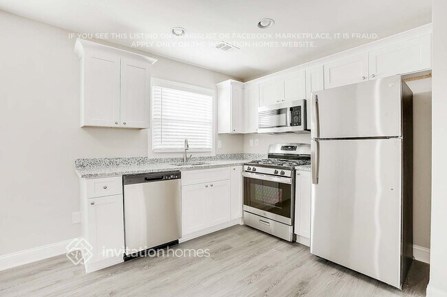 Foto del edificio - 3815 Clovis Ct NW