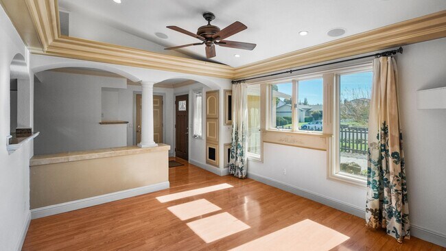 Building Photo - Beautifully Upgraded Single Family Home in Vacaville