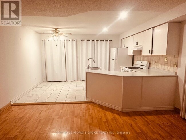 Building Photo - 48 Yellow Brick Rd