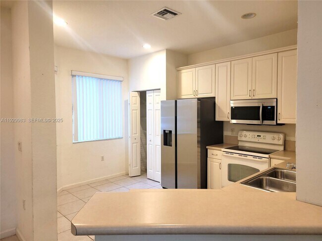 Foto del edificio - 2513 Stockbridge Square SW