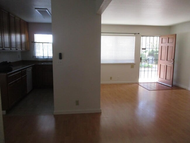 Building Photo - 6825 Filbro Dr