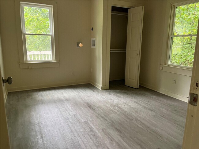 Foto del edificio - 6 Storybrook Ln