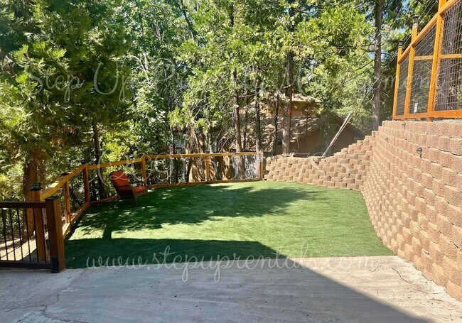 Foto del edificio - Cedar Ridge 3BR/3BA – Modern Luxury in a F...