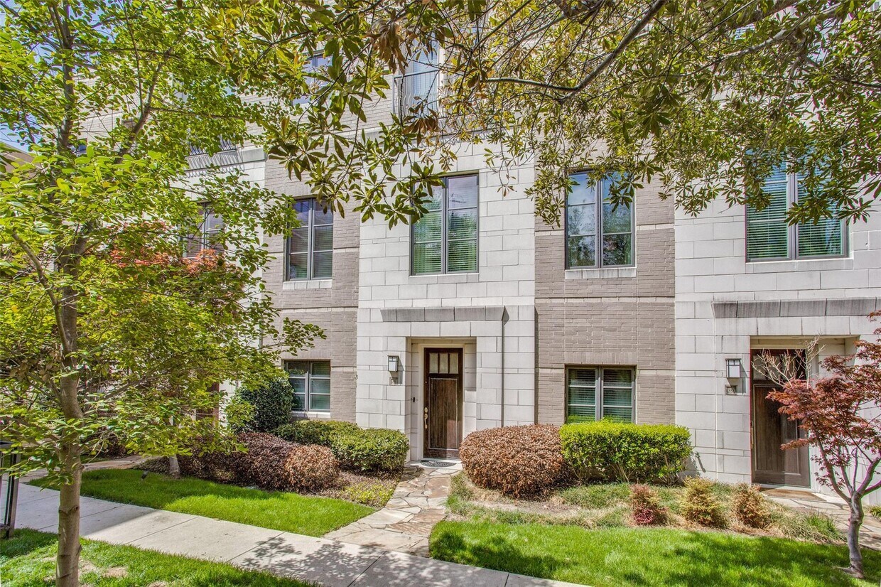 Foto del edificio - 3210 Carlisle St