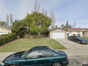 Building Photo - 6861 Cherrywood Cir