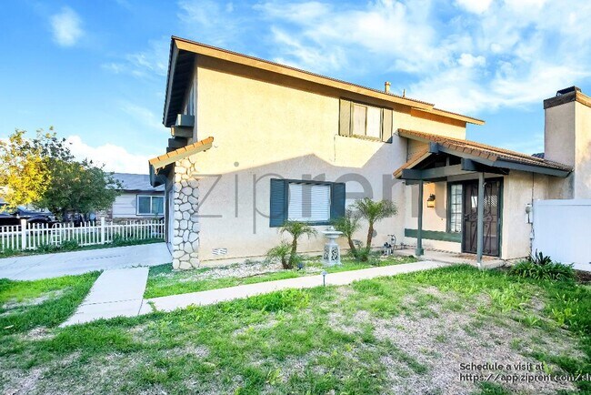 Foto del edificio - 16285 Barbee St