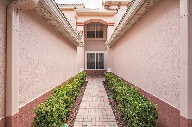 Foto del edificio - 1323 Gilford Point Ln