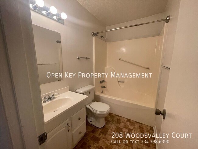 Foto del edificio - Rent to Own this Beautiful 4BR Home in Dot...