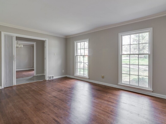 Completely redone luxury 3 bedroom rental ... - Completely redone luxury 3 bedroom rental ... House