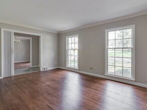 Building Photo - 3163 Lynchburg St