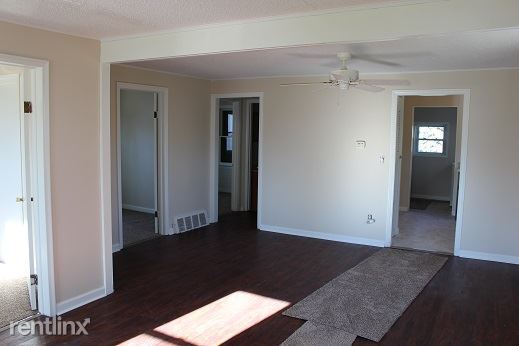 Foto del edificio - 7581 Westminster Ave