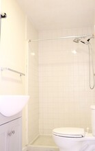 Building Photo - 42 N Prospect St