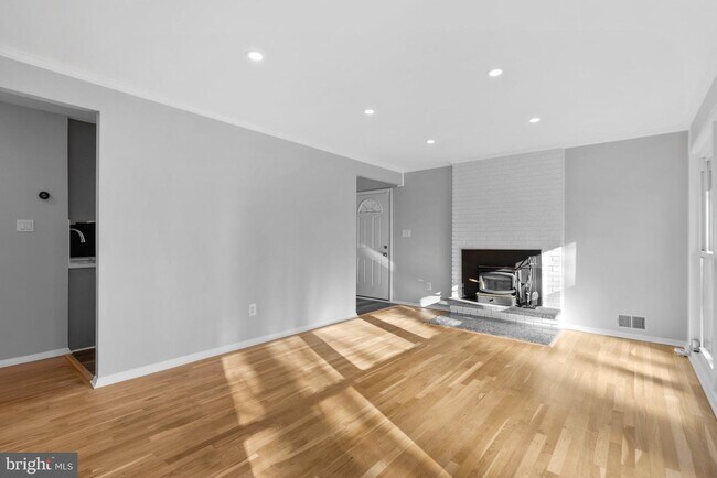 Foto del edificio - 400 Mercer Rd