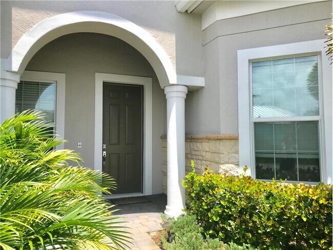 Foto del edificio - 225 Shores Pointe Dr
