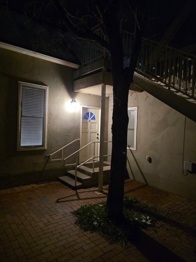 Building Photo - 212 Broadway Blvd SE