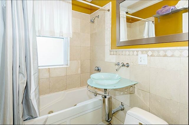 Foto del edificio - 10 Jamaicaway