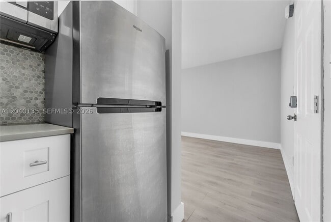 Building Photo - 6647 SW 59th St