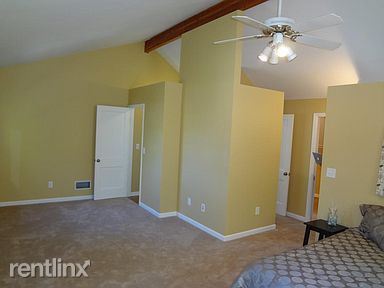 Building Photo - 3 br, 2 bath House - 2038 Brys Dr