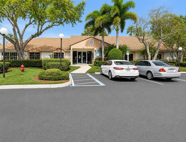 Building Photo - 8351 Sunmeadow Ln