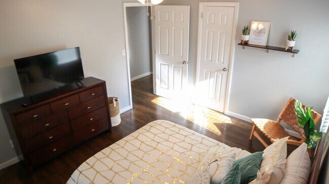 Foto del edificio - 1746 Marcel Ave SW