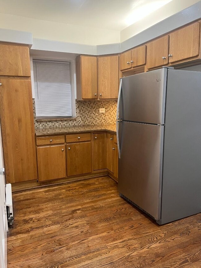 Photo - 2449 N Maplewood Ave - 2449-1 Apartment