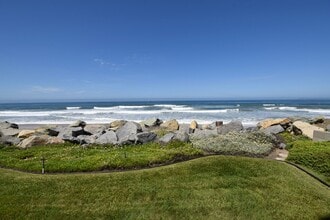 Building Photo - 1300 Seacoast Dr
