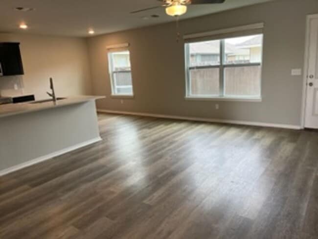 Building Photo - FIRST MONTH FREE!