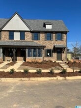 Building Photo - 1125 Windsor Sq