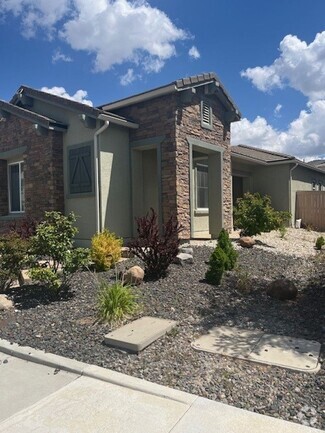 Building Photo - 2750 Bonfire Ln