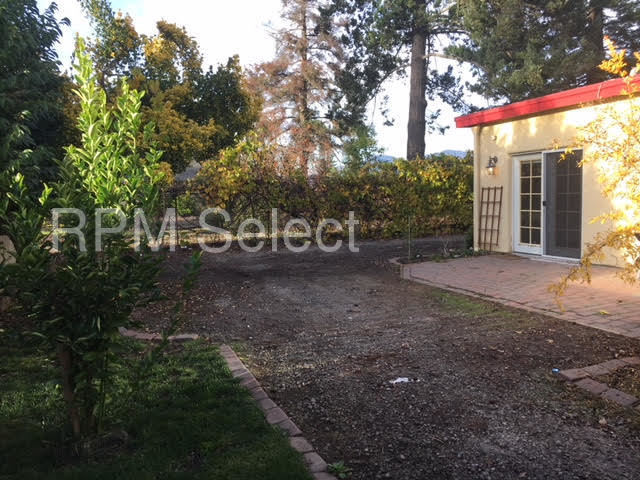 Foto principal - 1450 Rosewood Ln