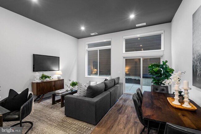 Foto del edificio - 525 N 41st St