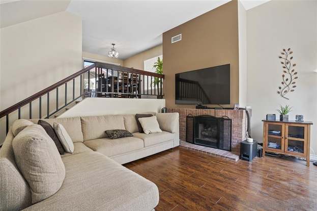 Foto del edificio - 1427 Summit Dr